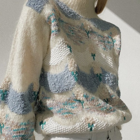 Vintage Scenic Hand Knit Sweater - Picture 3 of 4